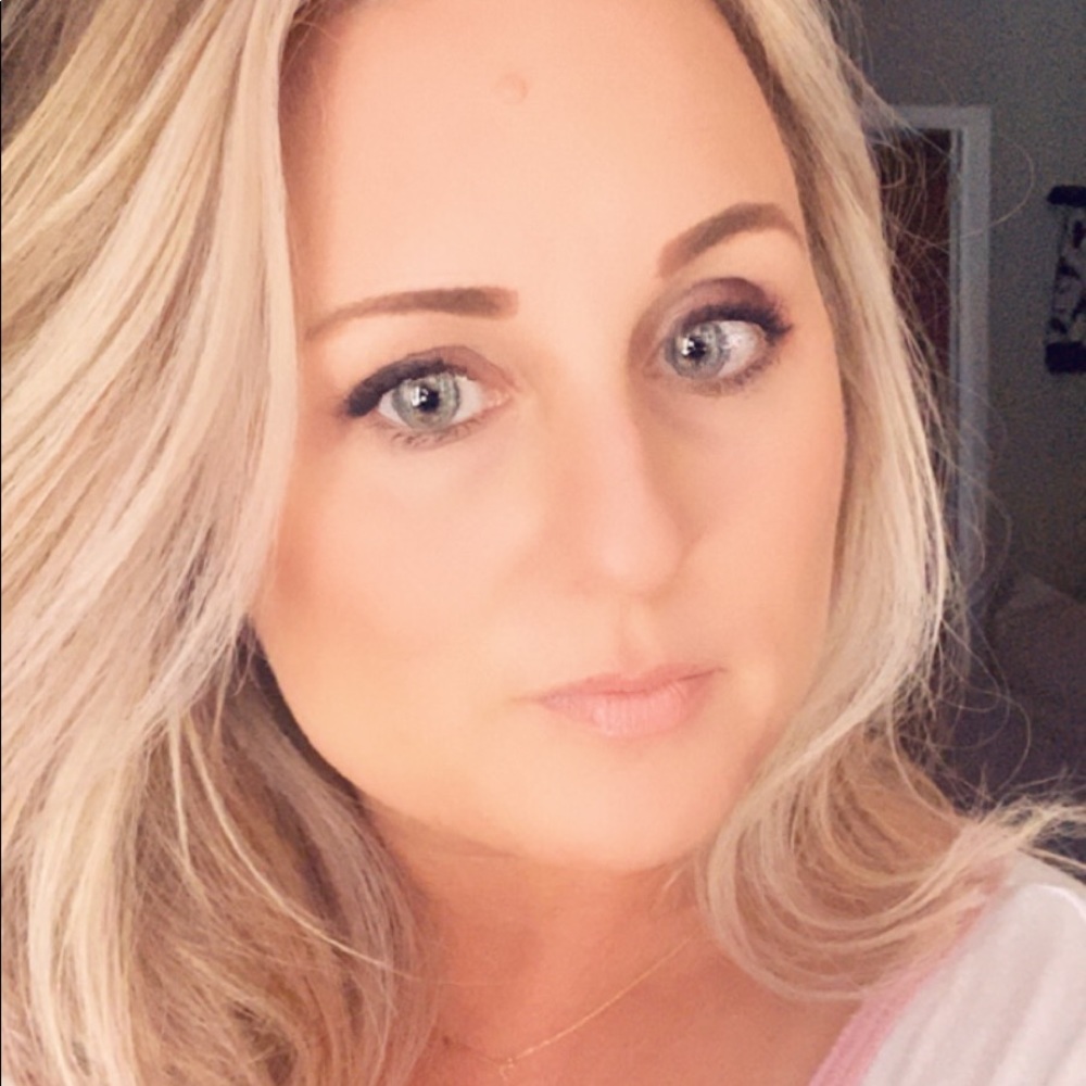 Meet your Posher, Tori